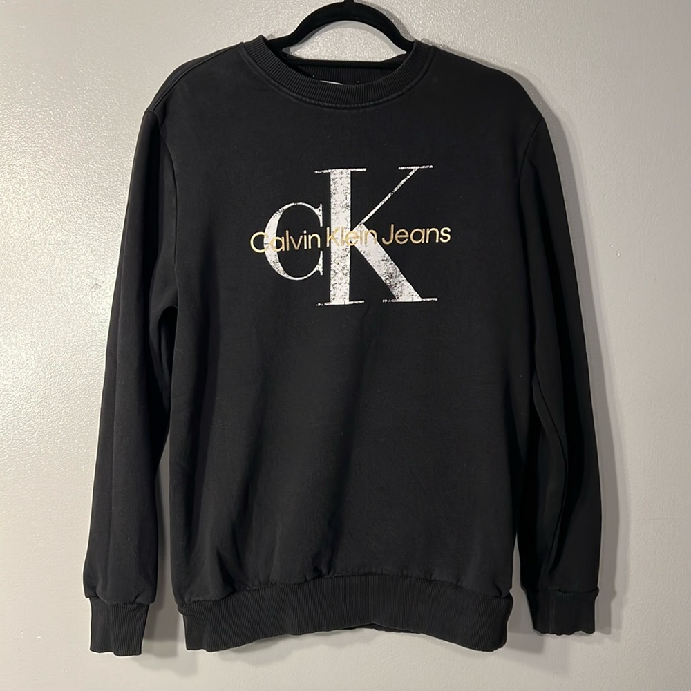Calvin Klein Jeans~Crewneck Sweatshirt in Black~Women’s size Medium